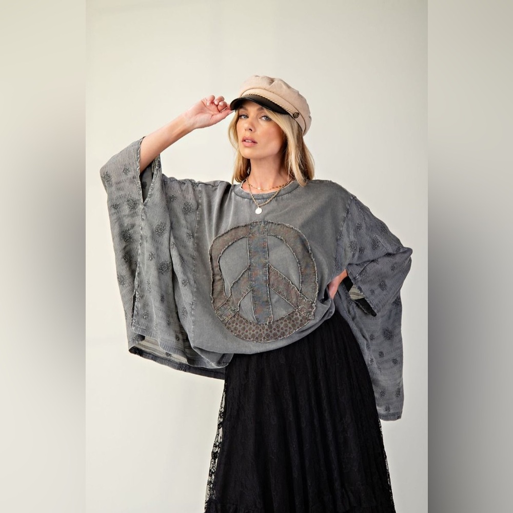 Easel Olive Green Kimono Top - Picture 13 of 13